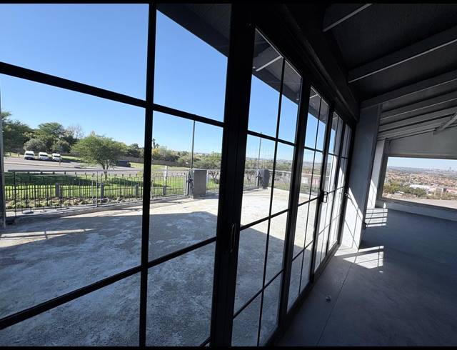739M² RETAIL TO LET IN KYALAMI